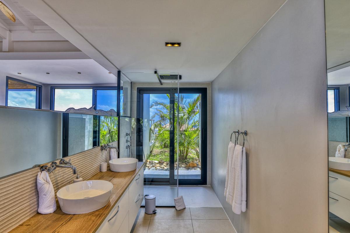 A louer villa 4 chambre Baie Orientale Saint Martin_ Salle d'eau - 30